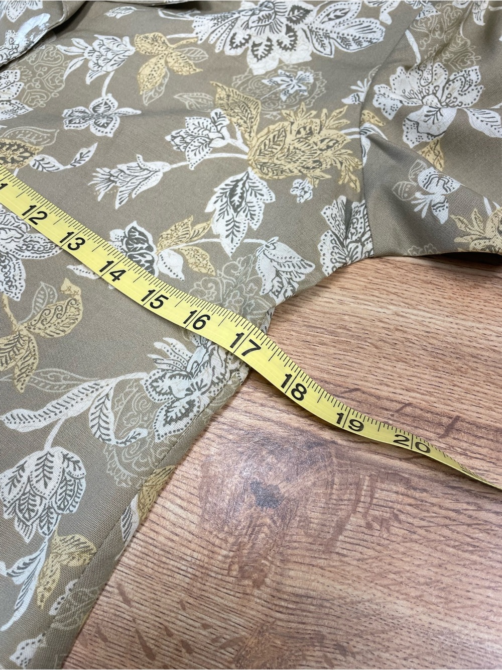 Button-Front Floral Maxi Dress in Mustard New without tags - Picture 5 of 7